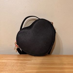 Like Dreams Black Heart Purse NWT